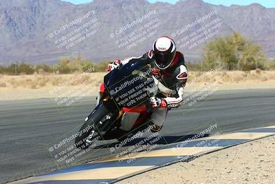 media/Jan-08-2022-SoCal Trackdays (Sat) [[1ec2777125]]/Turn 6 Inside (1pm)/